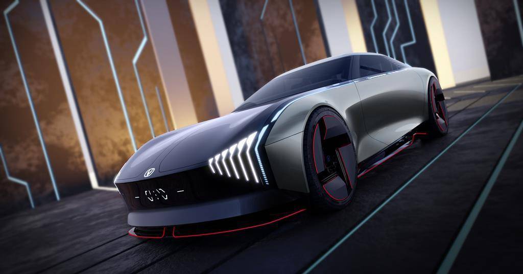 Rendering 3D del nuovo modello Changan, con un design futuristico e aggressivo, caratterizzato da fari LED verticali, carrozzeria aerodinamica e dettagli rossi a contrasto. L'auto è ambientata in un contesto high-tech con luci al neon e geometrie moderne, enfatizzando l'innovazione e la sportività del veicolo.